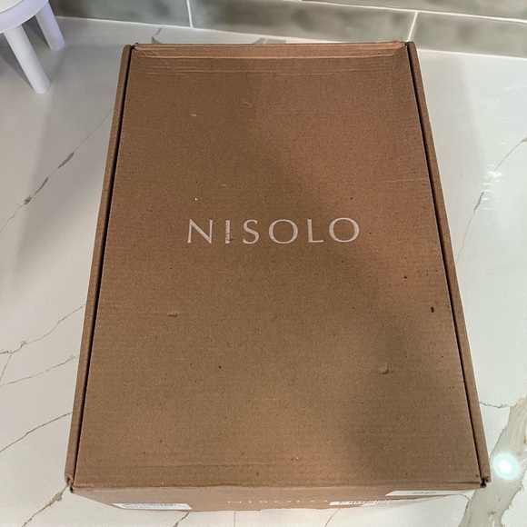 Nisolo Eva Everyday Chelsea Boots. Women’s size 9. Color Black. - Picture 13 of 15